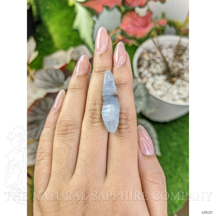 39.95 Ct. Blue Sapphire Crystal from Ceylon (Sri Lanka)