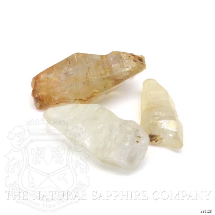 27.03 Ct. Yellow Sapphire Crystal from Ceylon (Sri Lanka)