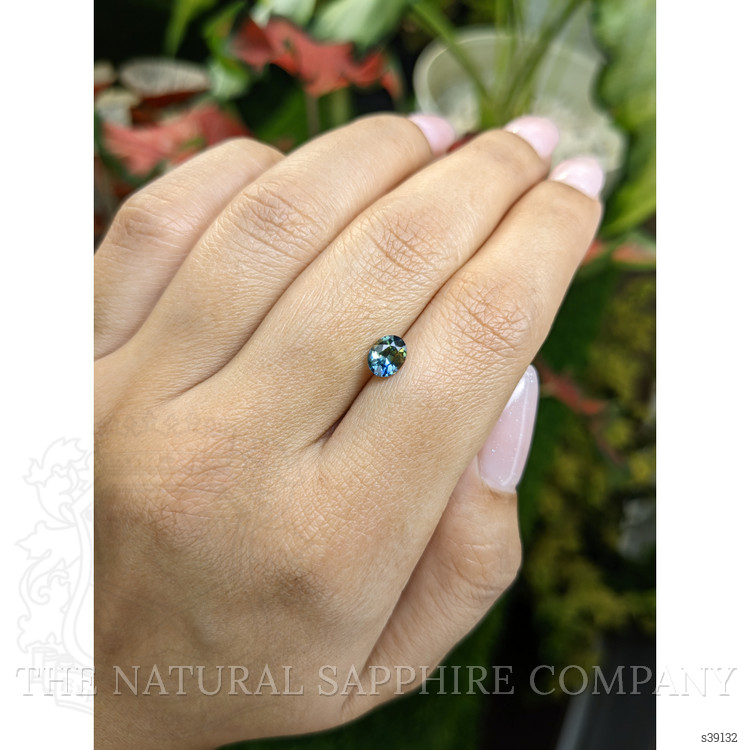 0.86 Ct. Bi Color Sapphire from Ceylon (Sri Lanka)