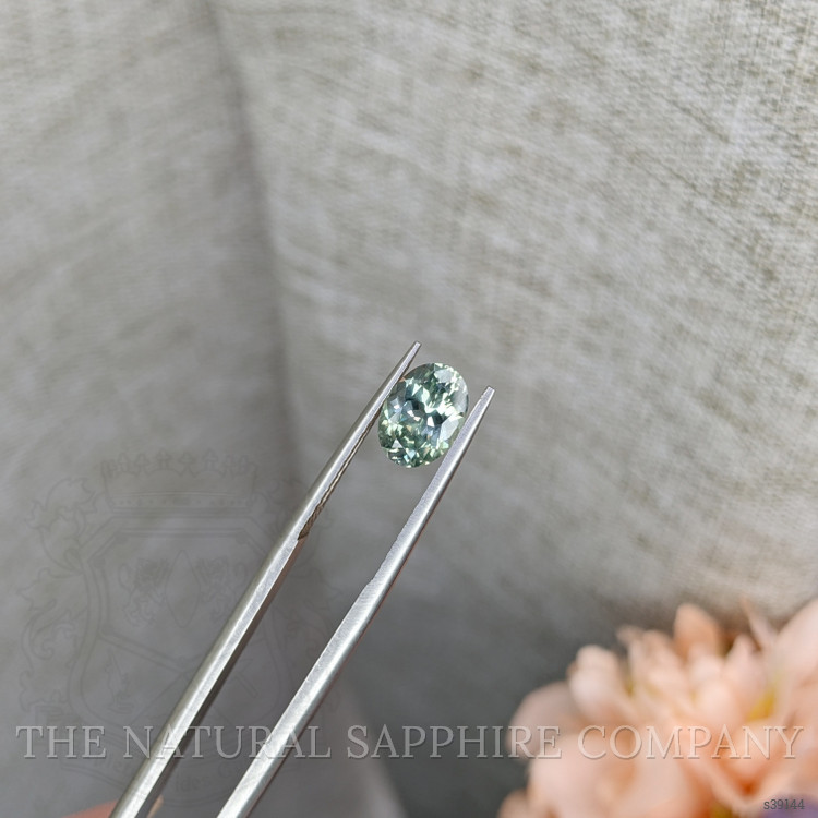 1.63 Ct. Bluish Green Sapphire from Montana