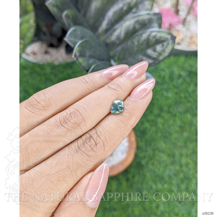 1.61 Ct. Bluish Green Sapphire from Montana