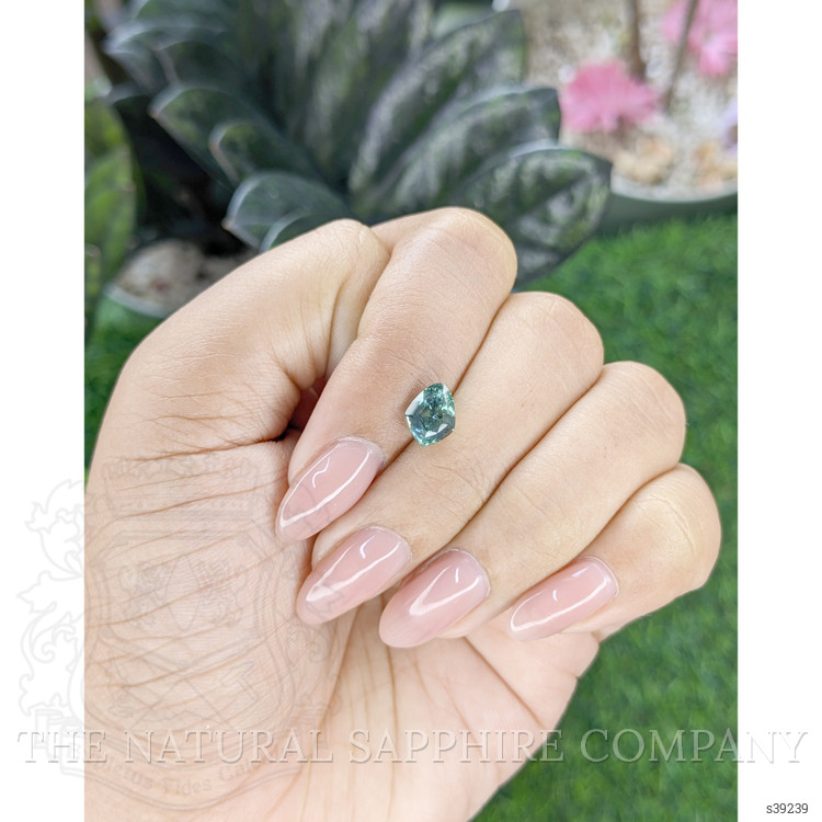 1.61 Ct. Bluish Green Sapphire from Montana