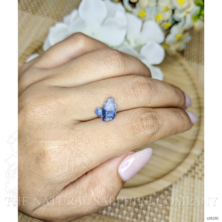 3.46 Ct. Blue Sapphire Crystal from Ceylon (Sri Lanka)