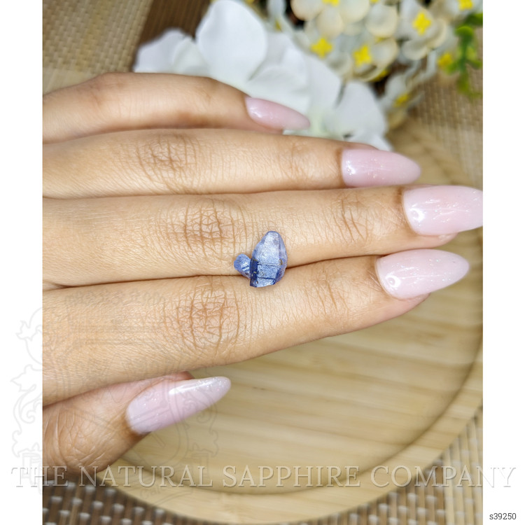 3.46 Ct. Blue Sapphire Crystal from Ceylon (Sri Lanka)