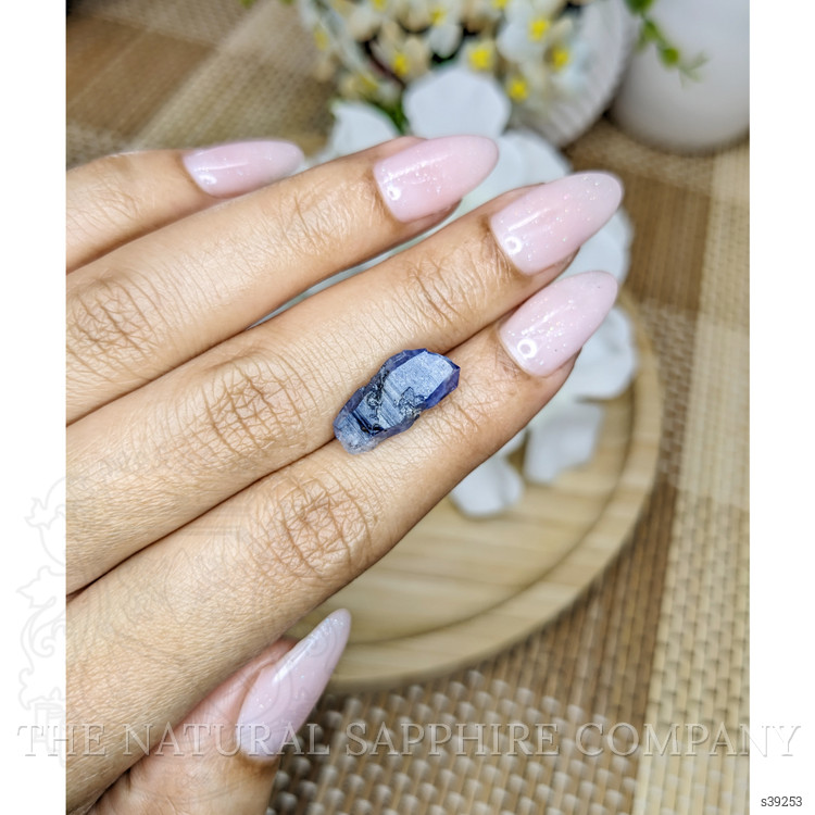 6.85 Ct. Blue Sapphire Crystal from Ceylon (Sri Lanka)