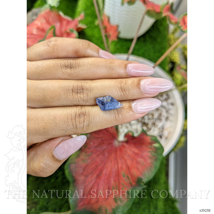 6.48 Ct. Blue Sapphire Crystal from Ceylon (Sri Lanka)