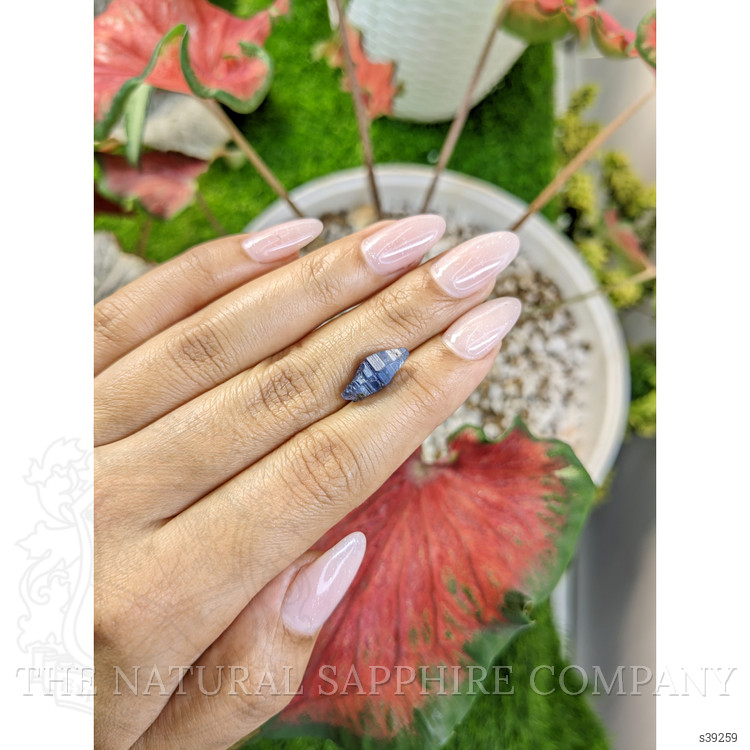 4.75 Ct. Blue Sapphire Crystal from Ceylon (Sri Lanka)