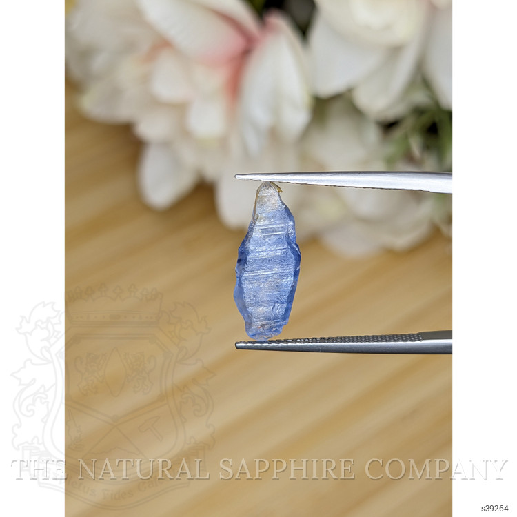 4.98 Ct. Blue Sapphire Crystal from Ceylon (Sri Lanka)