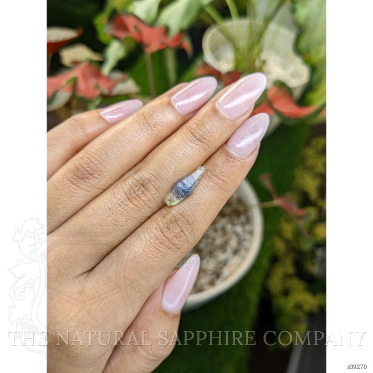 3.61 Ct. Bi Color Sapphire Crystal from Ceylon (Sri Lanka)