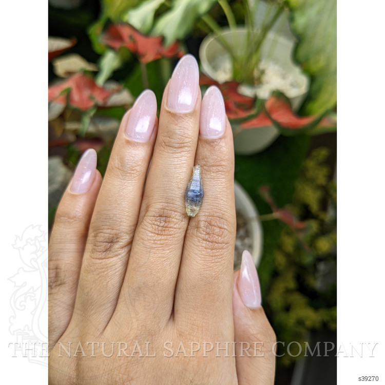 3.61 Ct. Bi Color Sapphire Crystal from Ceylon (Sri Lanka)