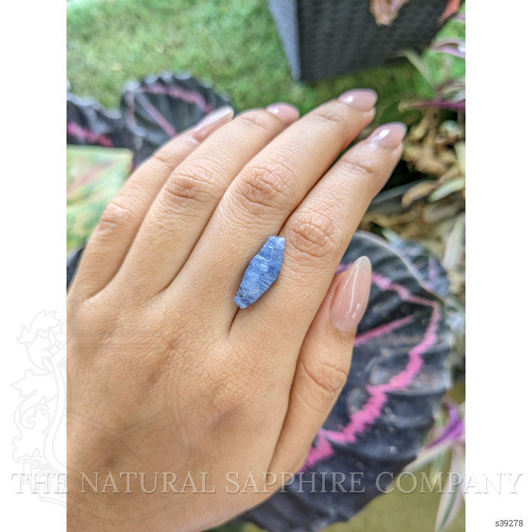 8.46 Ct. Blue Sapphire Crystal from Ceylon (Sri Lanka)