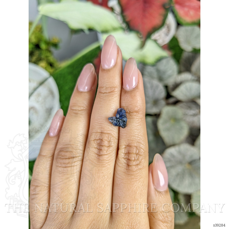 3.79 Ct. Blue Sapphire Crystal from Ceylon (Sri Lanka)