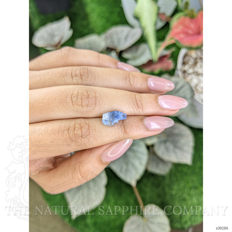 4.16 Ct. Blue Sapphire Crystal from Ceylon (Sri Lanka)