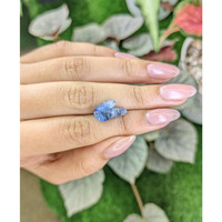 6.00 Ct. Blue Sapphire Crystal from Ceylon (Sri Lanka) Life Style