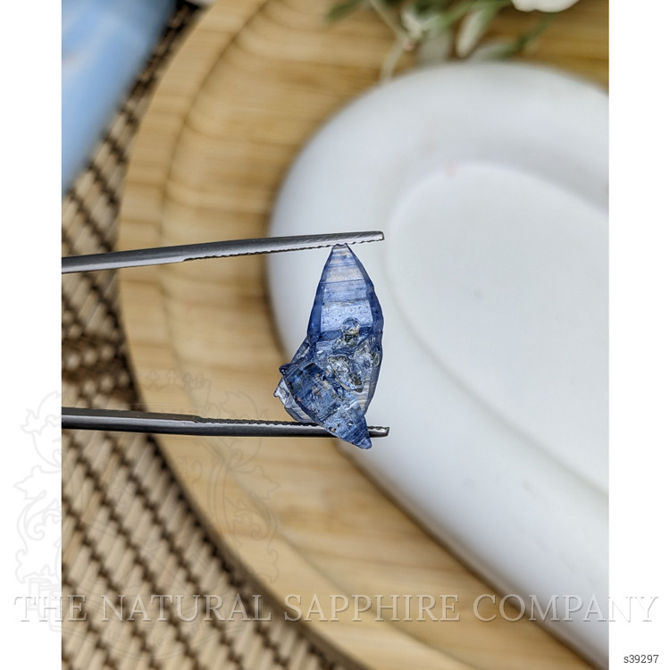 7.93 Ct. Blue Sapphire Crystal from Ceylon (Sri Lanka)