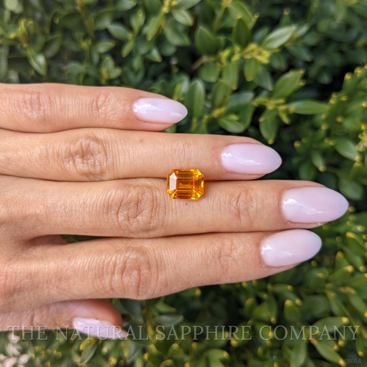 4.50 Ct. Yellowish Orange Sapphire from Ceylon (Sri Lanka)