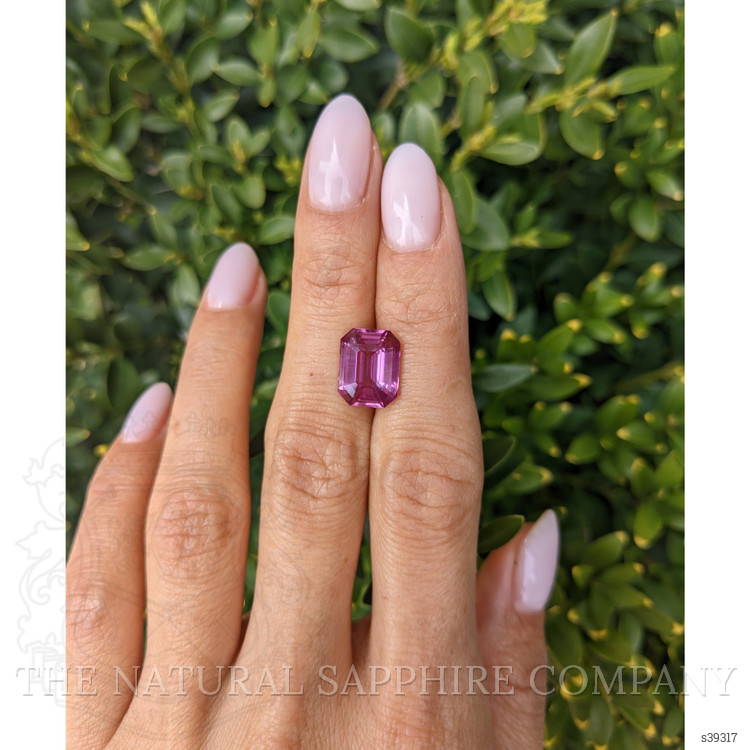 6.08 Ct. Purplish Pink Sapphire from Ceylon (Sri Lanka)