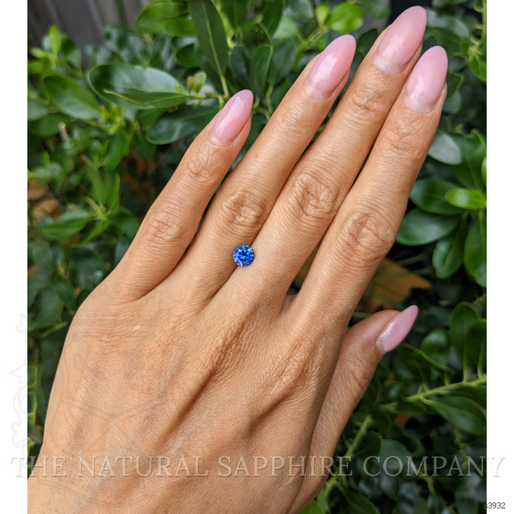 1.09 Ct. Blue Sapphire from Ceylon (Sri Lanka)