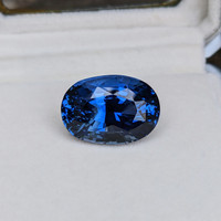 18.95 Ct. Blue Sapphire from Ceylon (Sri Lanka) Life Style