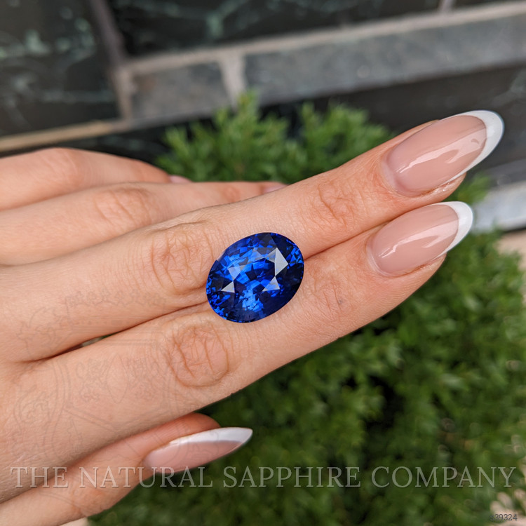 25.61 Ct. Blue Sapphire from Ceylon (Sri Lanka)
