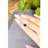 1.75 Ct. Blue Sapphire from Ceylon (Sri Lanka) Life Style