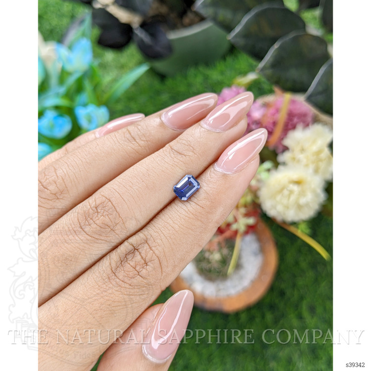 1.05 Ct. Blue Sapphire from Africa