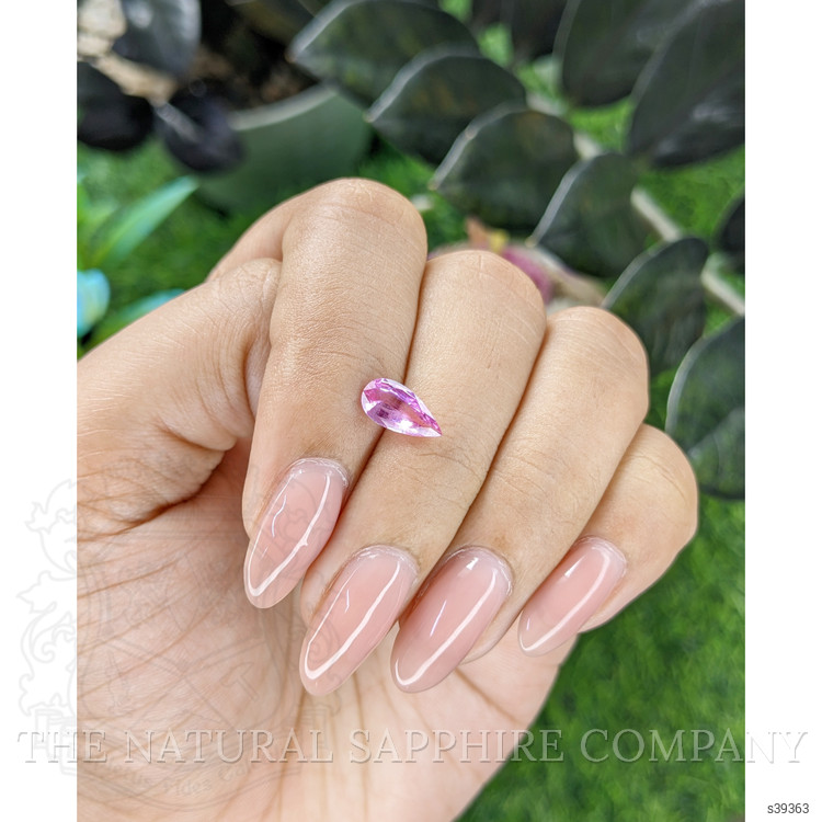 1.04 Ct. Pink Sapphire from Africa