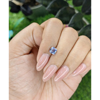 1.04 Ct. Purplish Blue Sapphire from Ceylon (Sri Lanka) Life Style