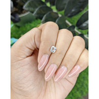 1.04 Ct. White Sapphire from Ceylon (Sri Lanka) Life Style
