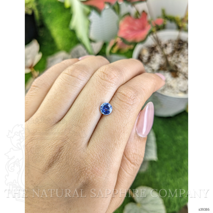 1.07 Ct. Blue Sapphire from Ceylon (Sri Lanka)