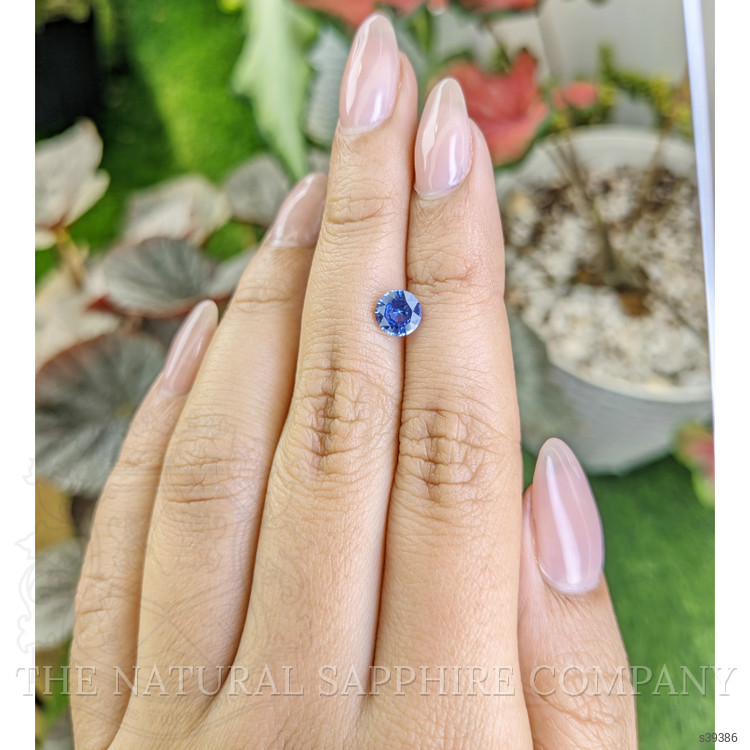 1.07 Ct. Blue Sapphire from Ceylon (Sri Lanka)