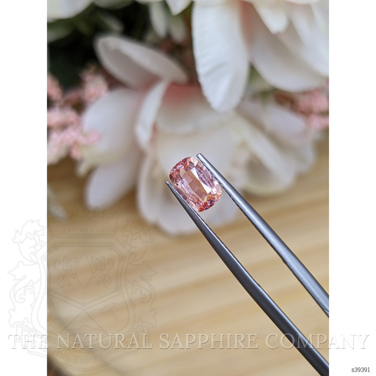 1.09 Ct. Padparadscha Sapphire from Ceylon (Sri Lanka)