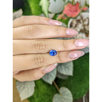 2.22 Ct. Blue Sapphire from Ceylon (Sri Lanka) Life Style