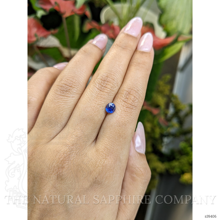 1.06 Ct. Blue Sapphire from Ceylon (Sri Lanka)