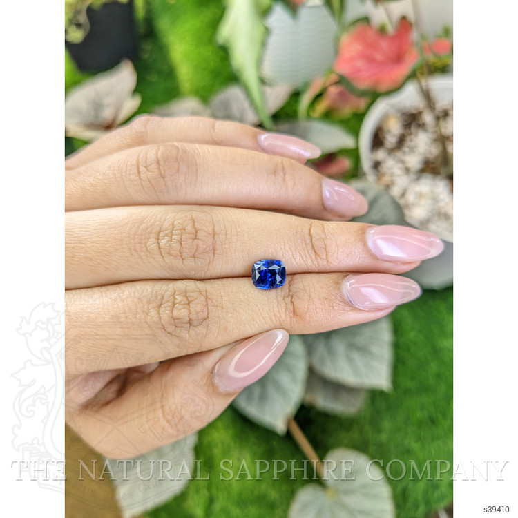 1.81 Ct. Blue Sapphire from Ceylon (Sri Lanka)