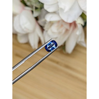 1.16 Ct. Blue Sapphire from Ceylon (Sri Lanka) Life Style