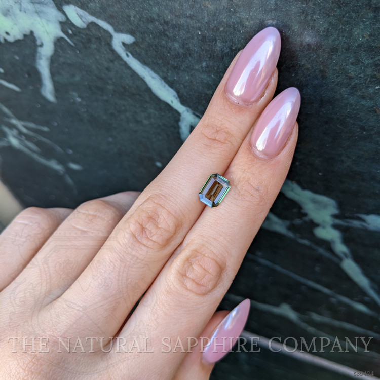 1.68 Ct. Green Sapphire from Ceylon (Sri Lanka)