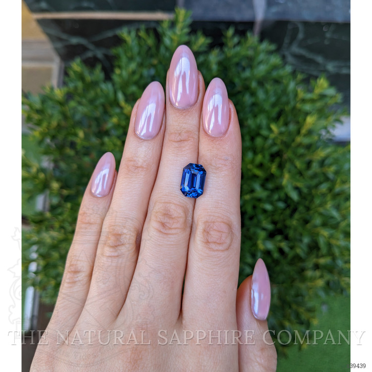 8.17 Ct. Blue Sapphire from Ceylon (Sri Lanka)