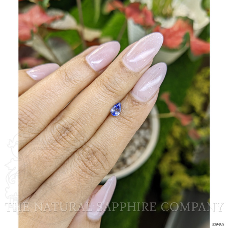 0.45 Ct. Bi Color Sapphire from Ceylon (Sri Lanka)