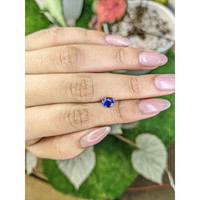 1.04 Ct. Violet Sapphire from Ceylon (Sri Lanka) Life Style