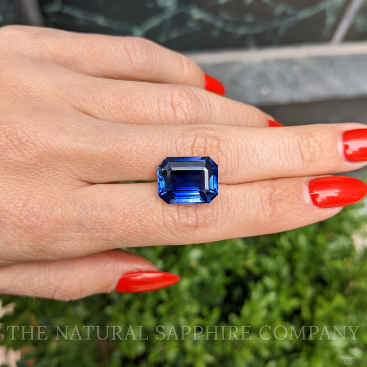 12.74 Ct. Blue Sapphire from Ceylon (Sri Lanka)
