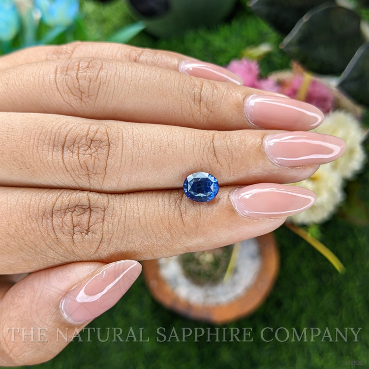 2.01 Ct. Color Change Sapphire from Ceylon (Sri Lanka)