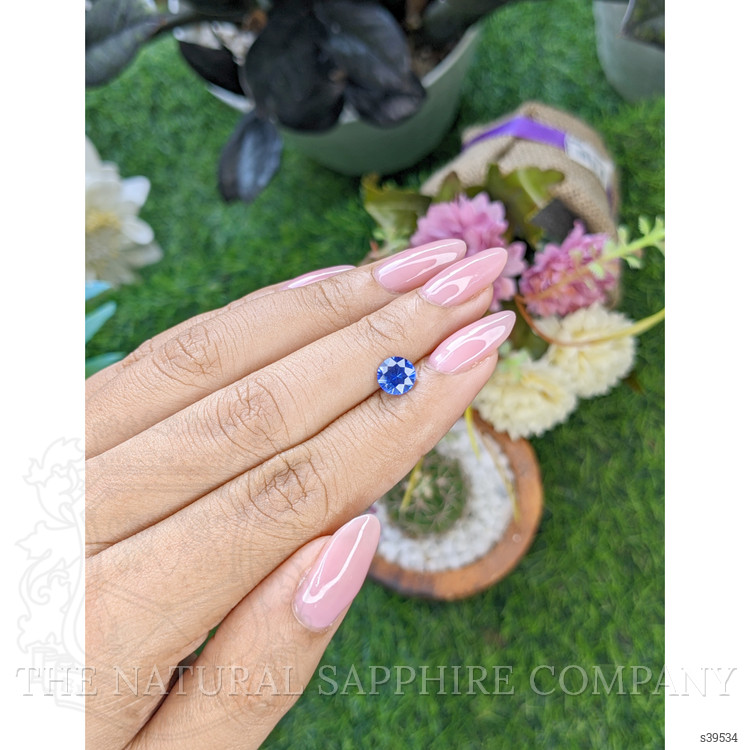 1.11 Ct. Blue Sapphire from Ceylon (Sri Lanka)