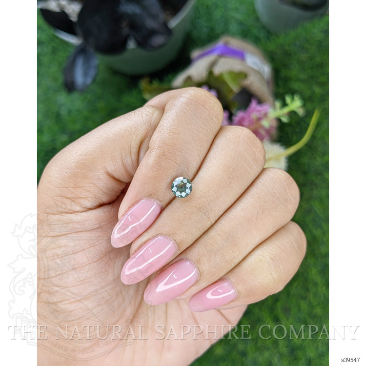 0.98 Ct. Yellowish Green Sapphire from Madagascar