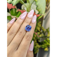 10.10 Ct. Blue Sapphire from Ceylon (Sri Lanka) Life Style