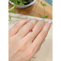 1.07 Ct. Reddish Pink Sapphire from Ceylon (Sri Lanka) Life Style