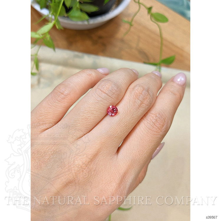 1.07 Ct. Reddish Pink Sapphire from Ceylon (Sri Lanka)