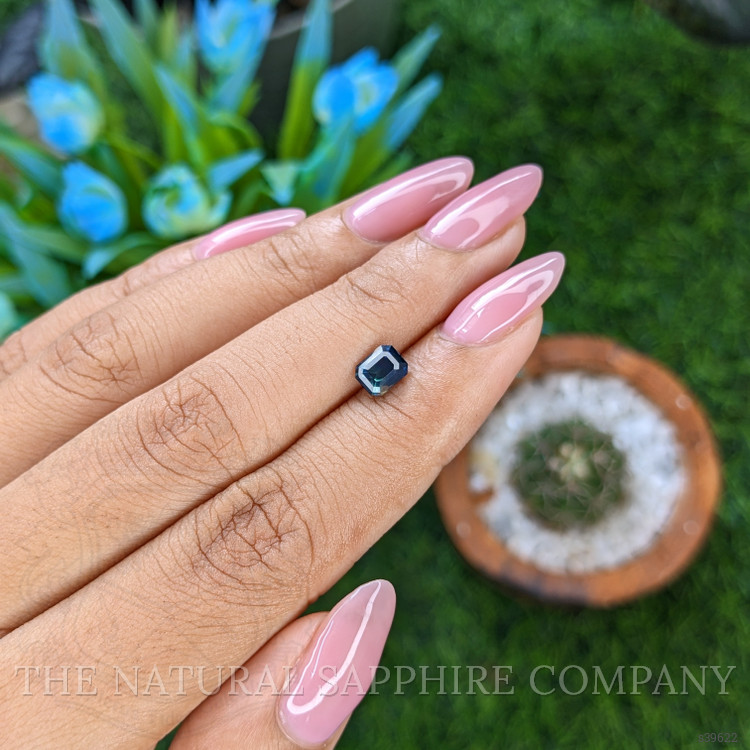 1.02 Ct. Greenish Blue Sapphire from Nigeria