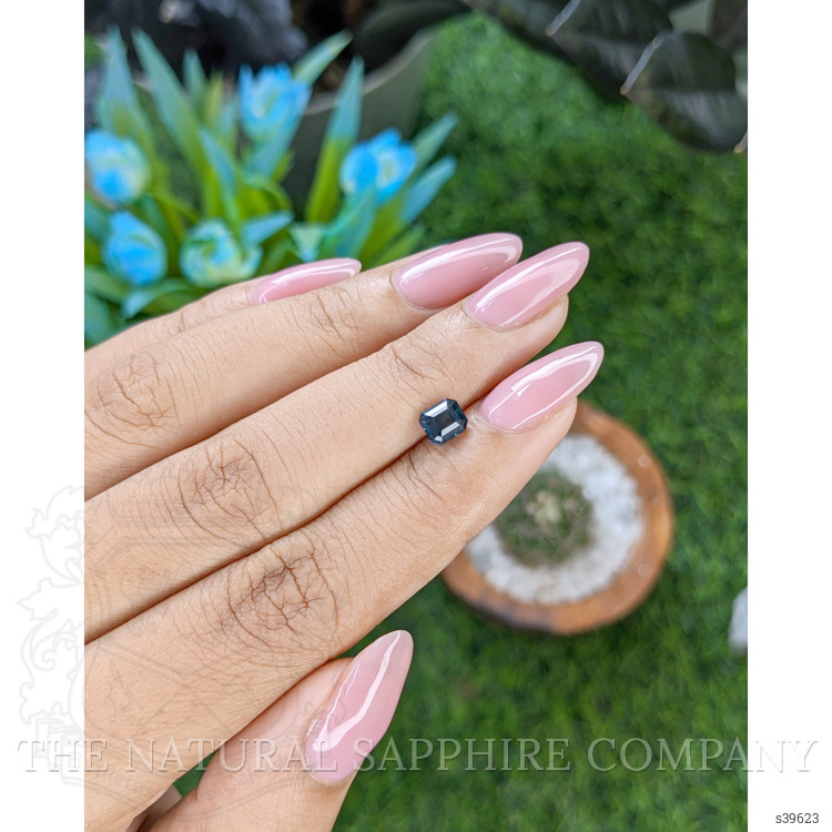 1.02 Ct. Greenish Blue Sapphire from Nigeria