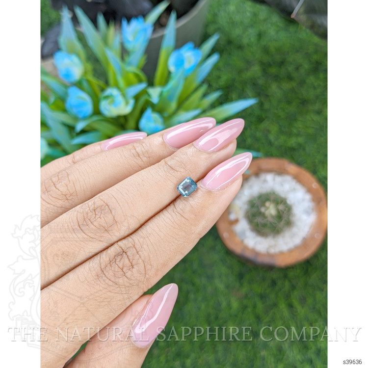 1.04 Ct. Greenish Blue Sapphire from Nigeria